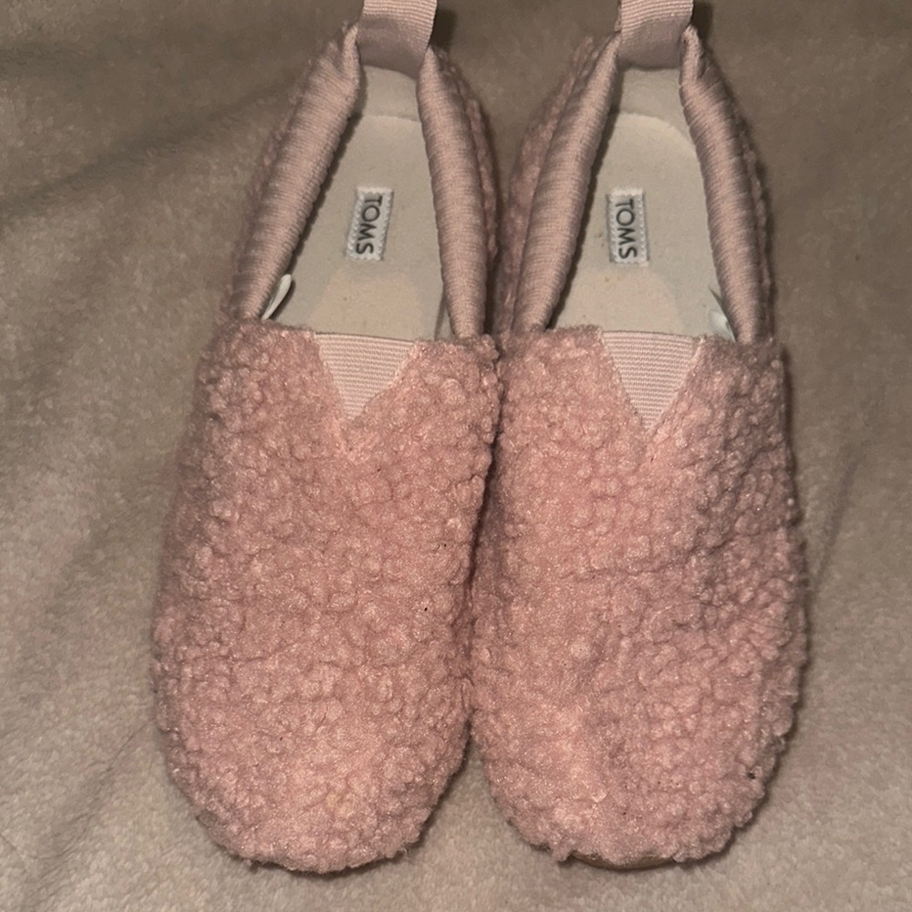 Toms Kids Shoes in Pink